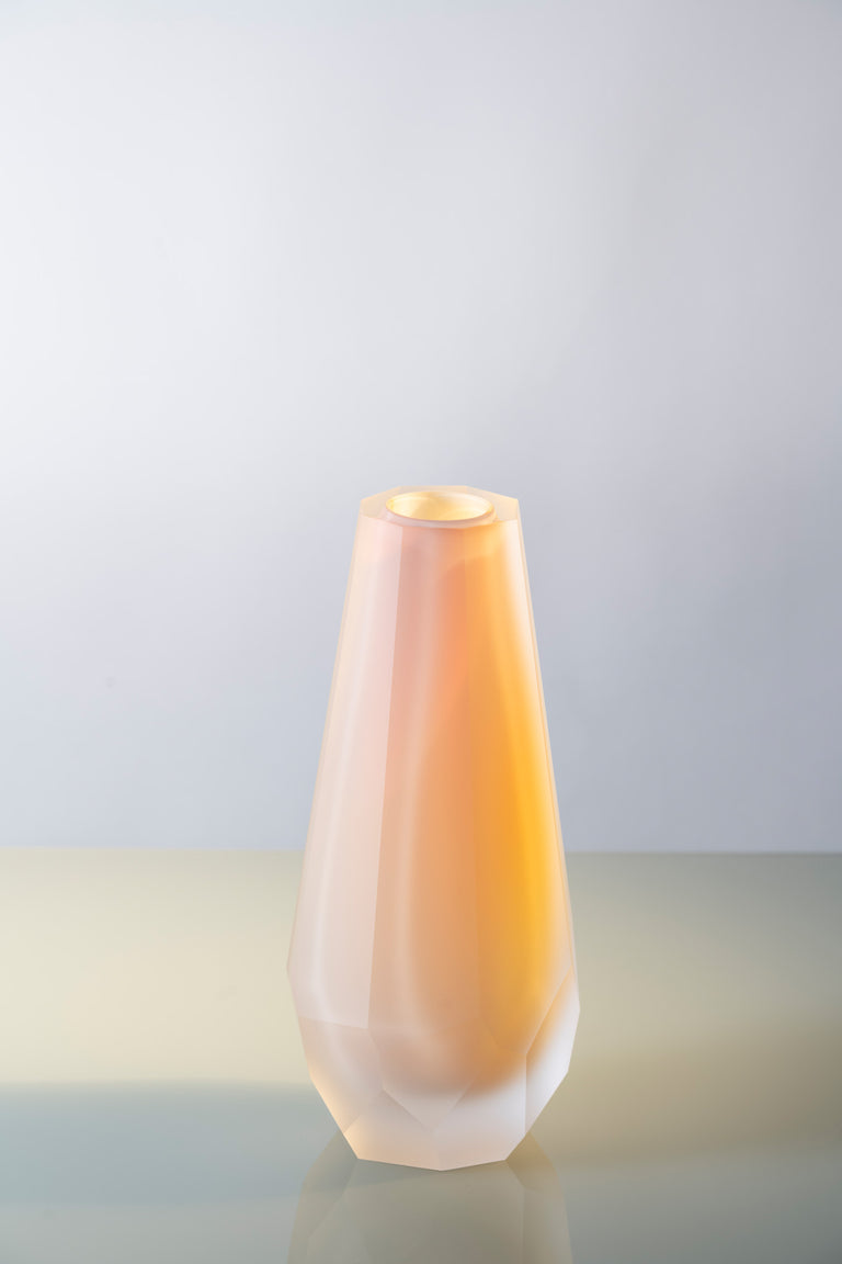 HRANA vase
