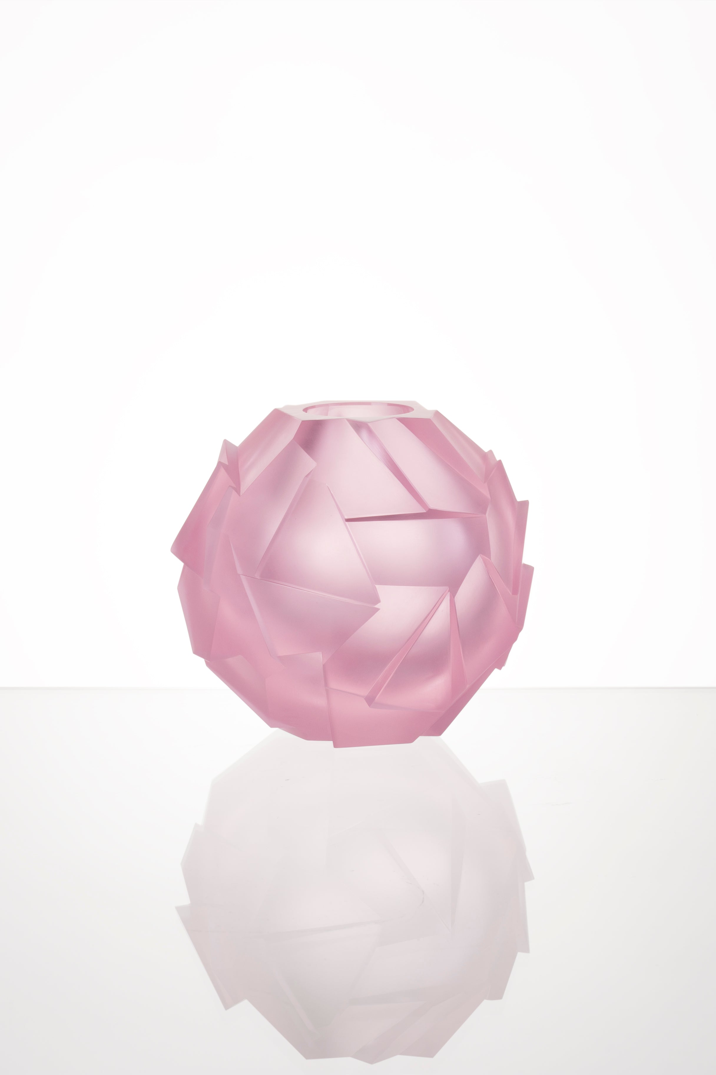 Notch vase