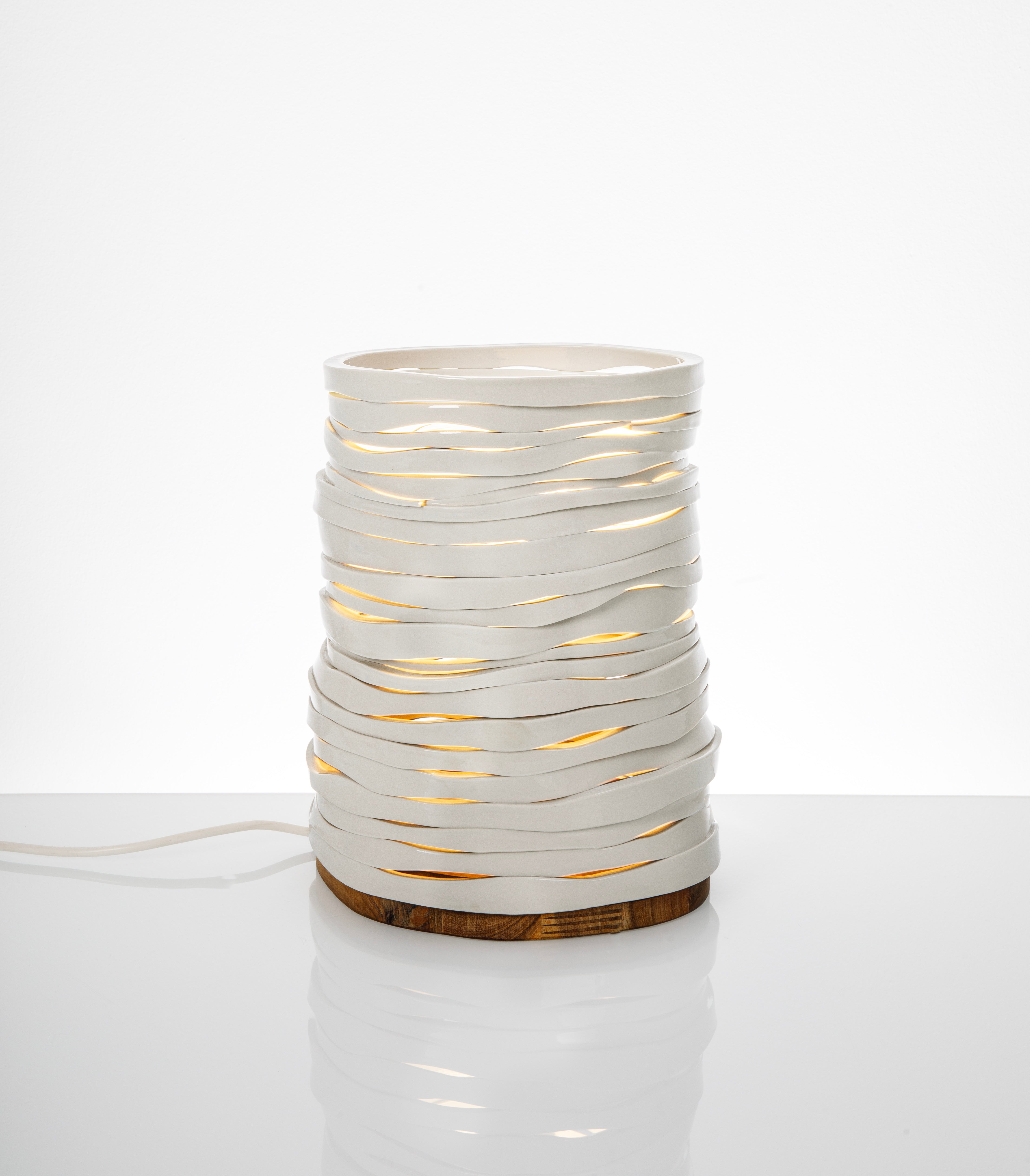 Porcelain lamp